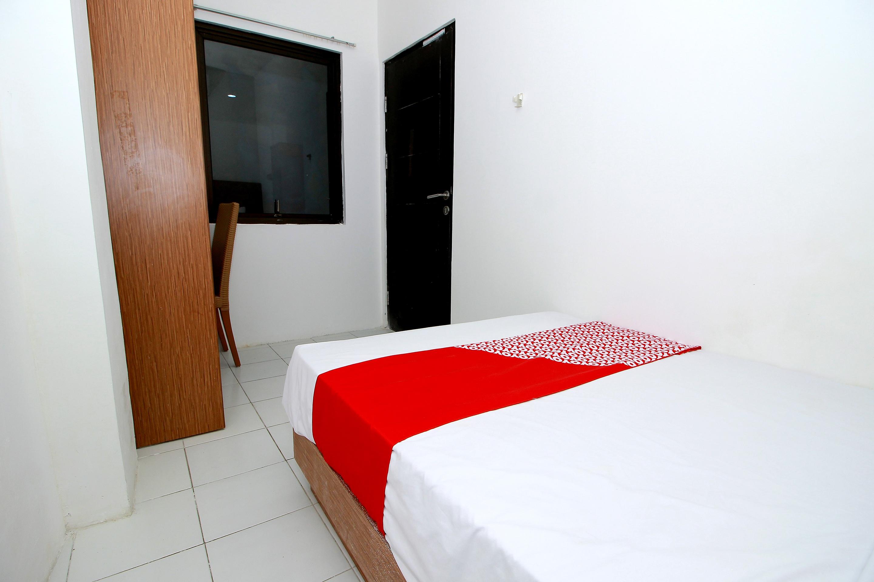 Super Oyo 1678 Jati Exclusive Homestay Бенгкулу Экстерьер фото