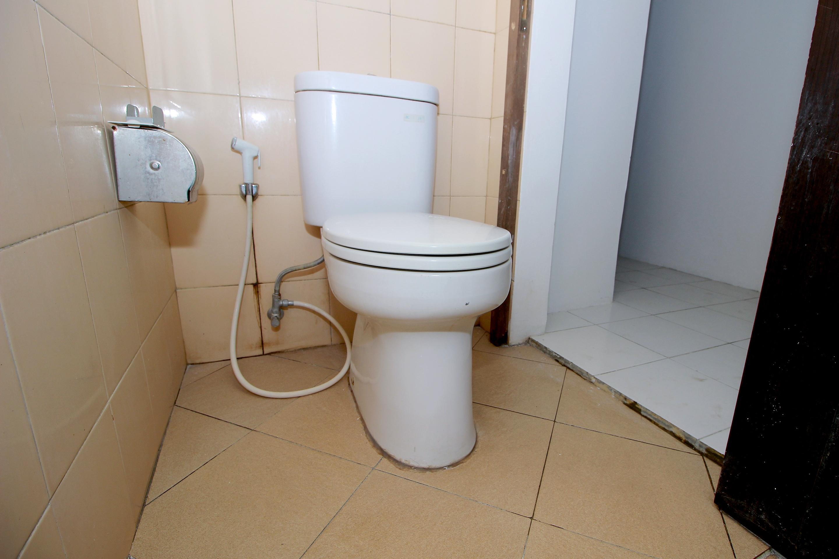 Super Oyo 1678 Jati Exclusive Homestay Бенгкулу Экстерьер фото
