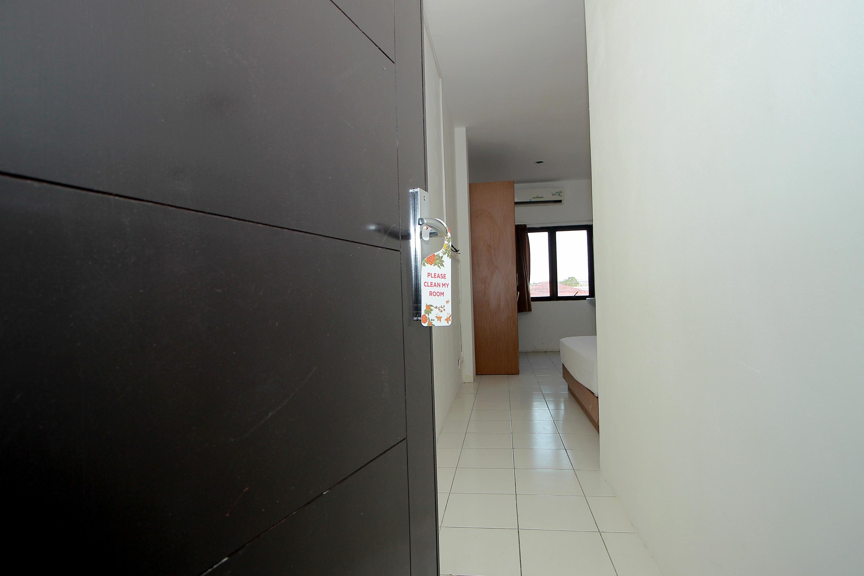 Super Oyo 1678 Jati Exclusive Homestay Бенгкулу Экстерьер фото