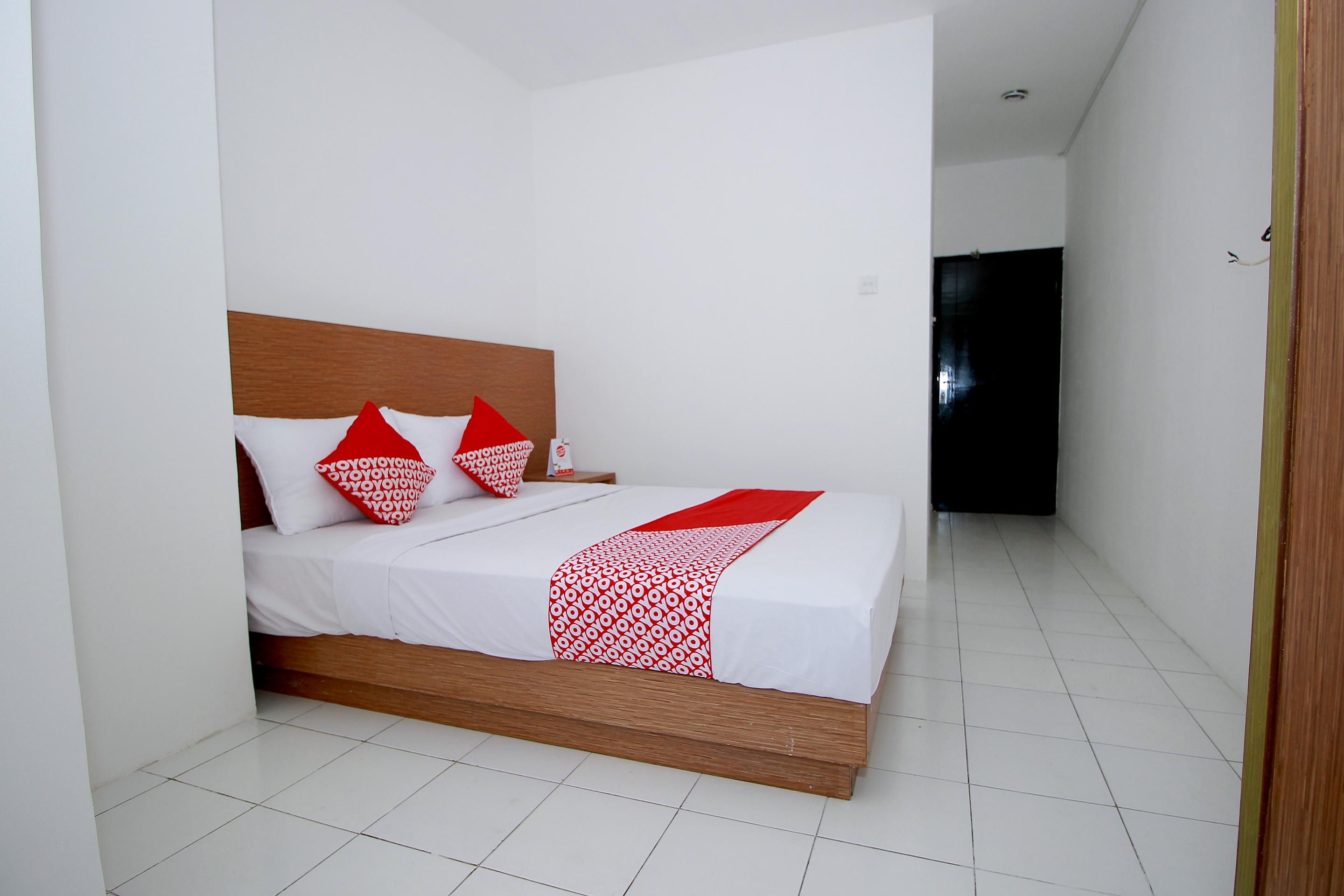 Super Oyo 1678 Jati Exclusive Homestay Бенгкулу Экстерьер фото