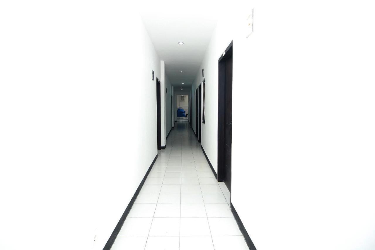 Super Oyo 1678 Jati Exclusive Homestay Бенгкулу Экстерьер фото
